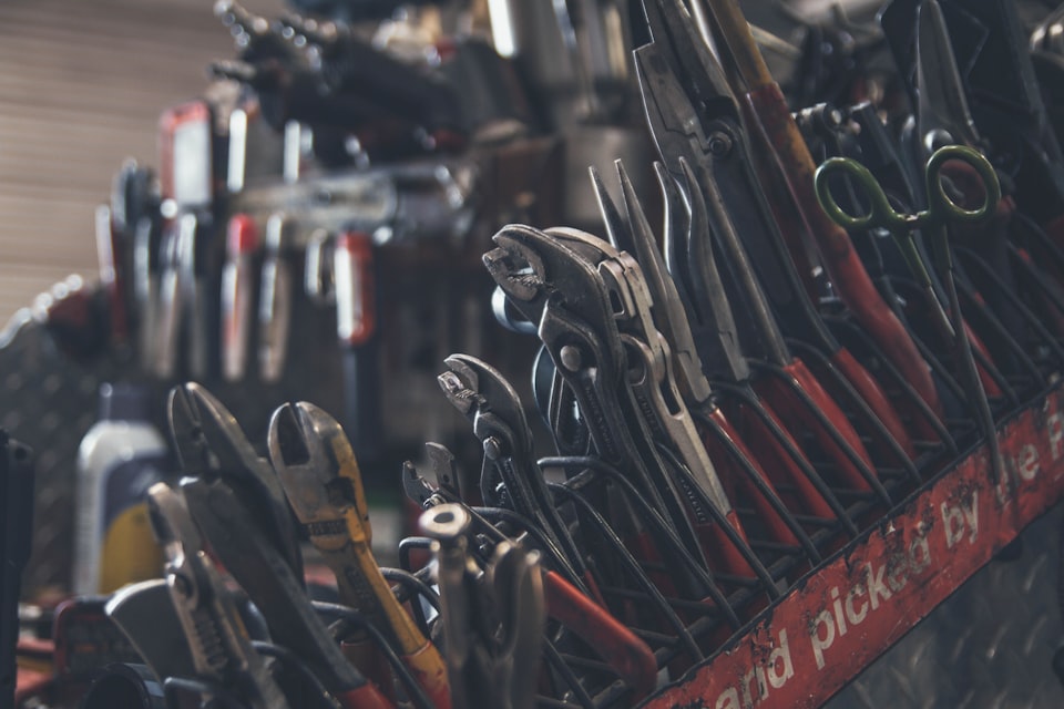 Jig Library: Pocket Corner Clamp